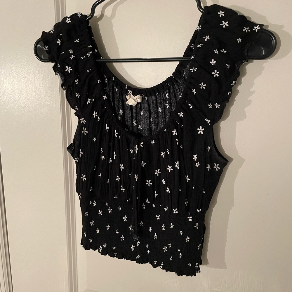 Black floral top